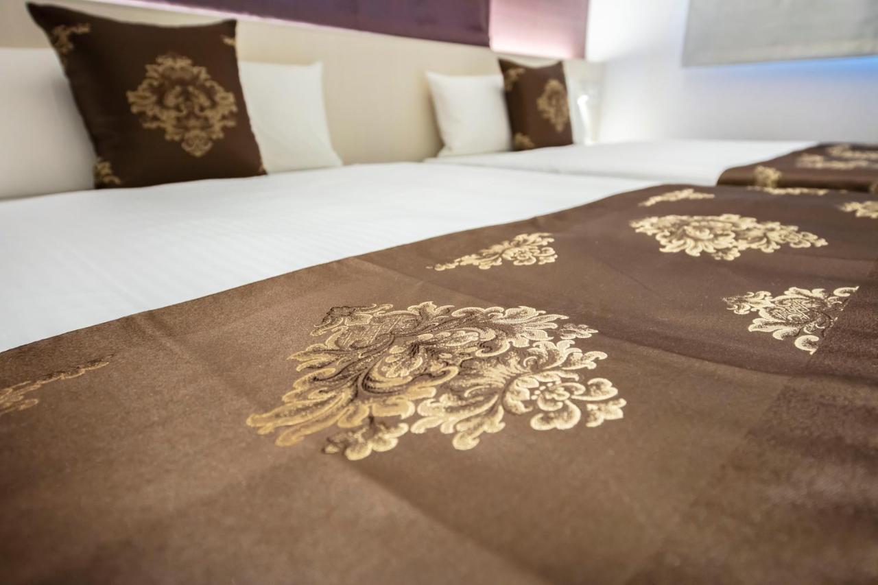 GRAND BASE Okayama Ekimae Apart otel Dış mekan fotoğraf